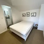 בית נופש Avec Piscine Chauffee Proche Plage, Wifi, Billard Et Garage A - Fr-1-22-333 לה-טראנש-סור-מר