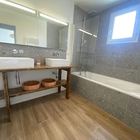 Avec Piscine Chauffee Proche Plage, Wifi, Billard Et Garage A - Fr-1-22-333 بيت للعطل *